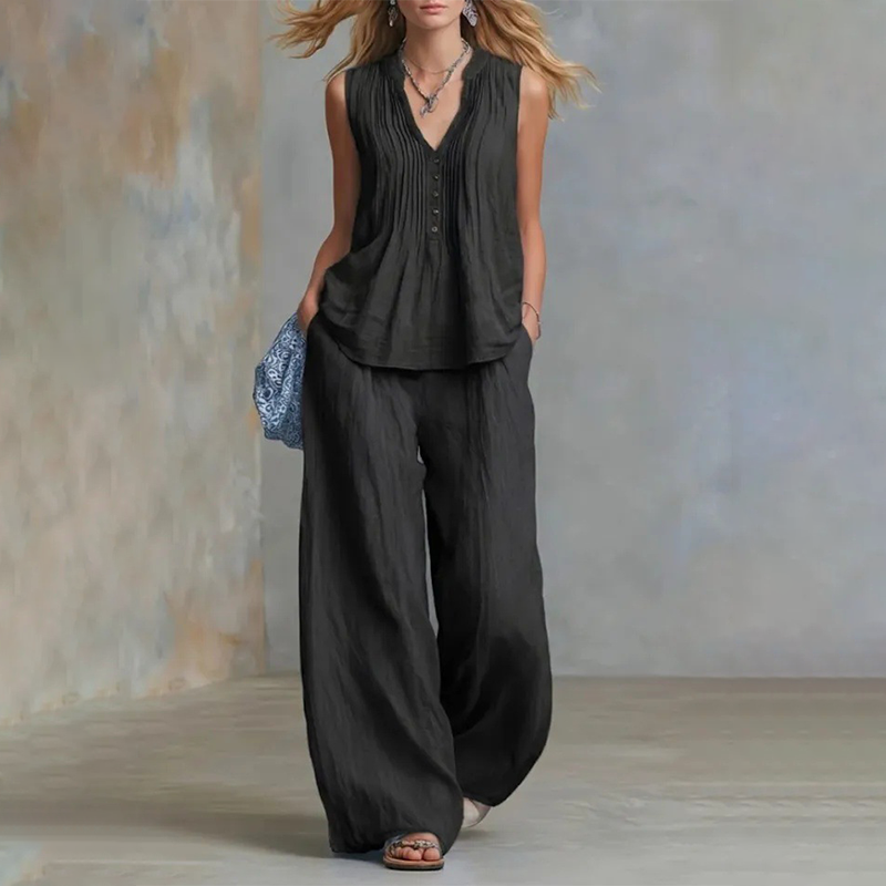 Ensemble élégant composé d'un haut sans manches ample et d'un pantalon