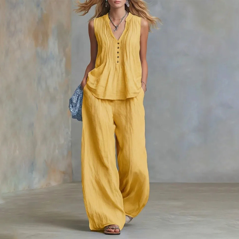 Ensemble élégant composé d'un haut sans manches ample et d'un pantalon