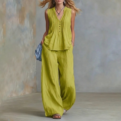 Ensemble élégant composé d'un haut sans manches ample et d'un pantalon