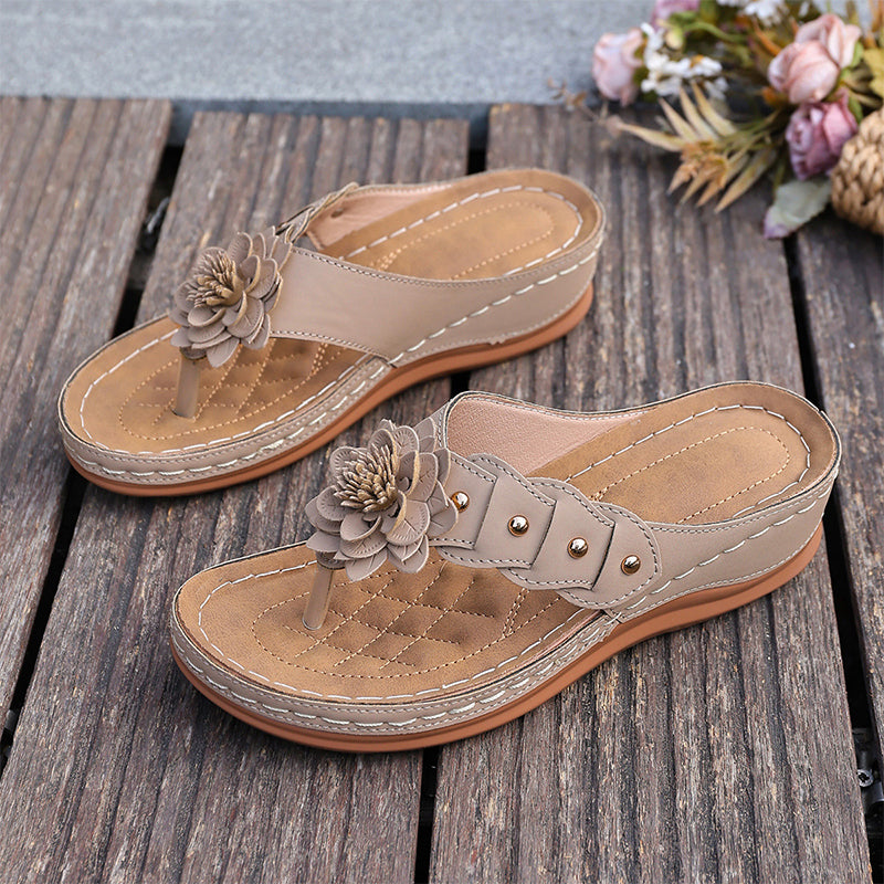 Sandales pour femmes à motif floral et soutien de la voûte plantaire