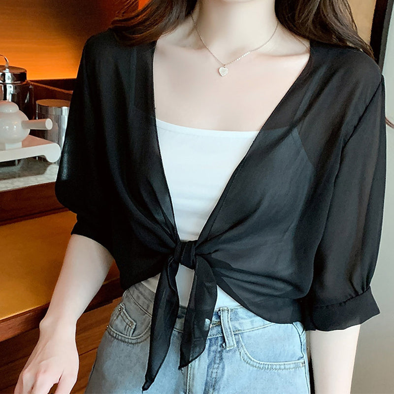 📢50 % DE RÉDUCTION⏰Top/Blouse Femme en Chiffon Transparent à Nœud Devant – Coupe Courte, Décolleté en V, Style Romantique & Élégant, Parfait pour Superposition🍷