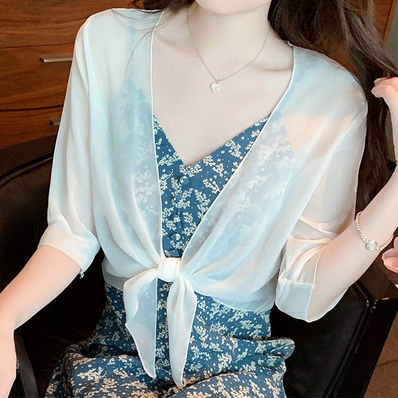 📢50 % DE RÉDUCTION⏰Top/Blouse Femme en Chiffon Transparent à Nœud Devant – Coupe Courte, Décolleté en V, Style Romantique & Élégant, Parfait pour Superposition🍷
