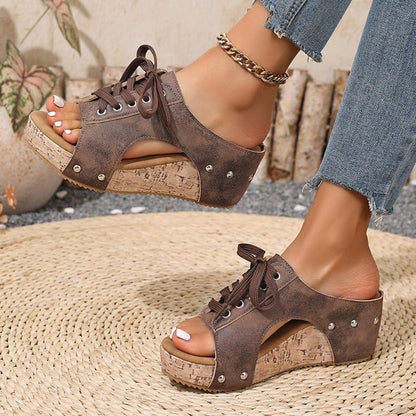 Sandales compensées à bout ouvert pour femme