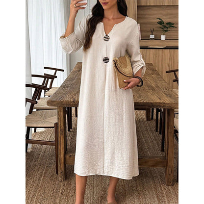 Robe midi pour femme au style décontracté, avec un décolleté en V et des boutons décoratifs