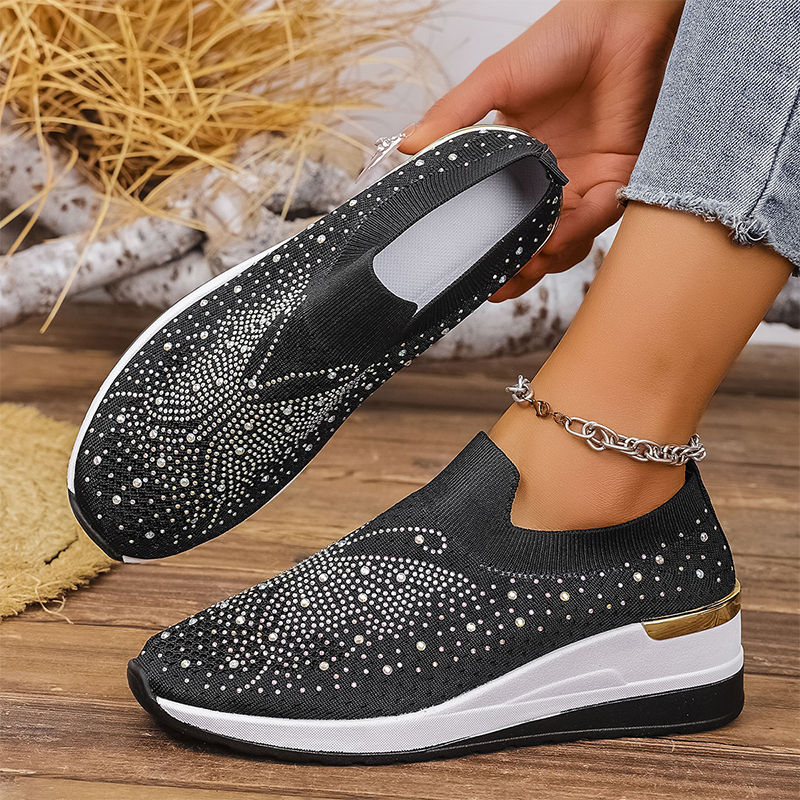 Baskets femme à enfiler avec papillon en strass