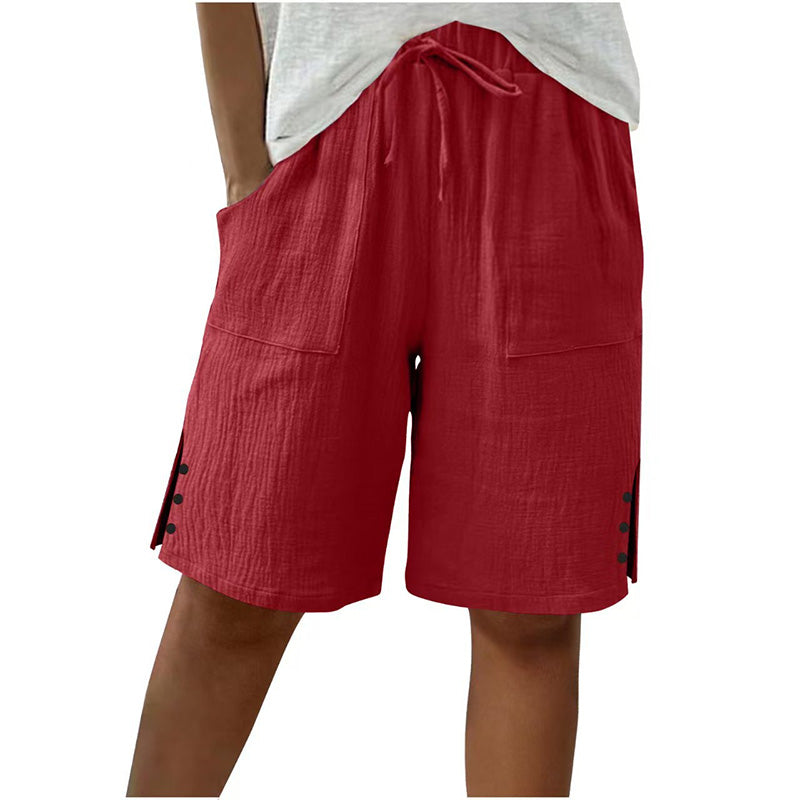 Short femme avec détails de boutons latéraux