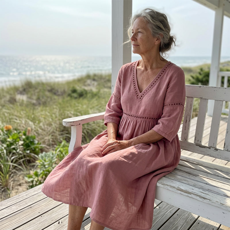 Robe élégante et décontractée à col en V