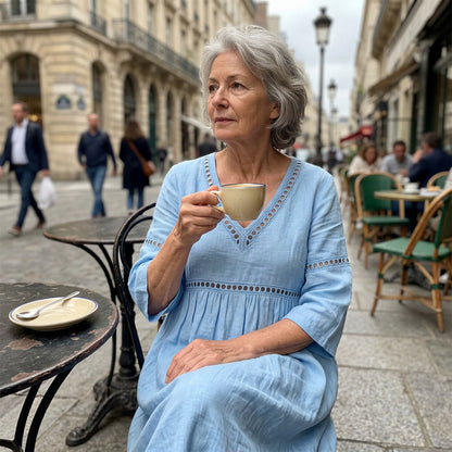 Robe élégante et décontractée à col en V