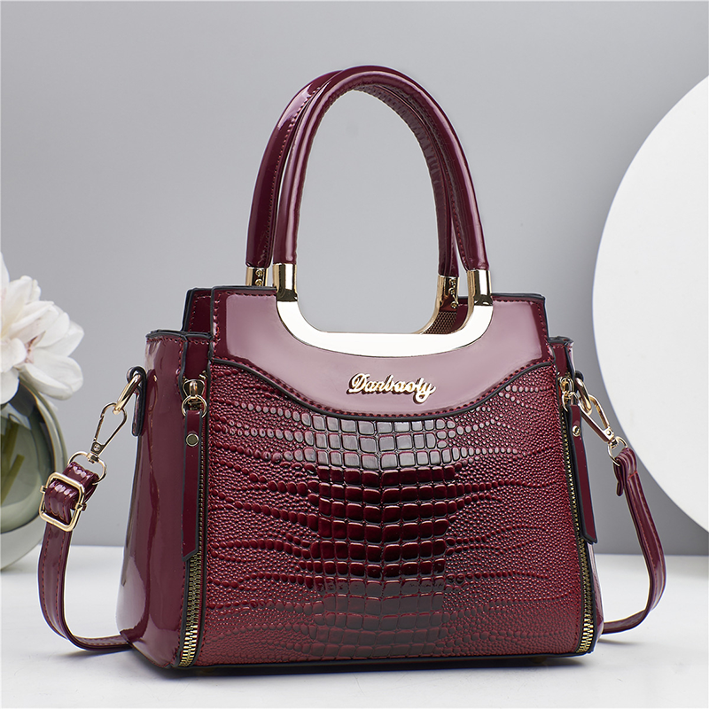 Sac à main vintage effet crocodile brillant pour femme