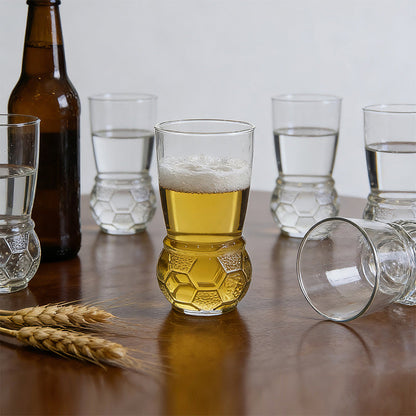 Verre à bière artisanale en forme de ballon de football