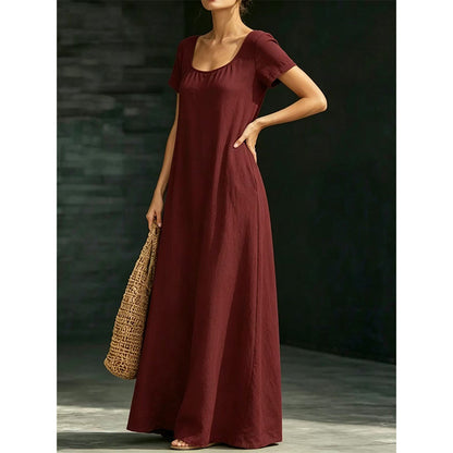 Robe Longue d'Été Minimaliste à Col Dégagé
