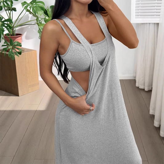 Robe longue sans manches style deux pièces avec découpes sur les côtés