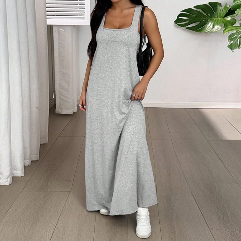 Robe longue sans manches style deux pièces avec découpes sur les côtés