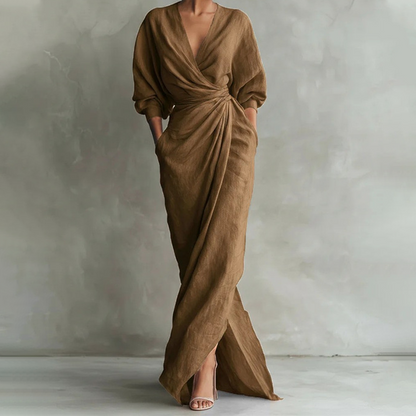 Robe longue élégante à col en V et coupe enveloppante pour femme