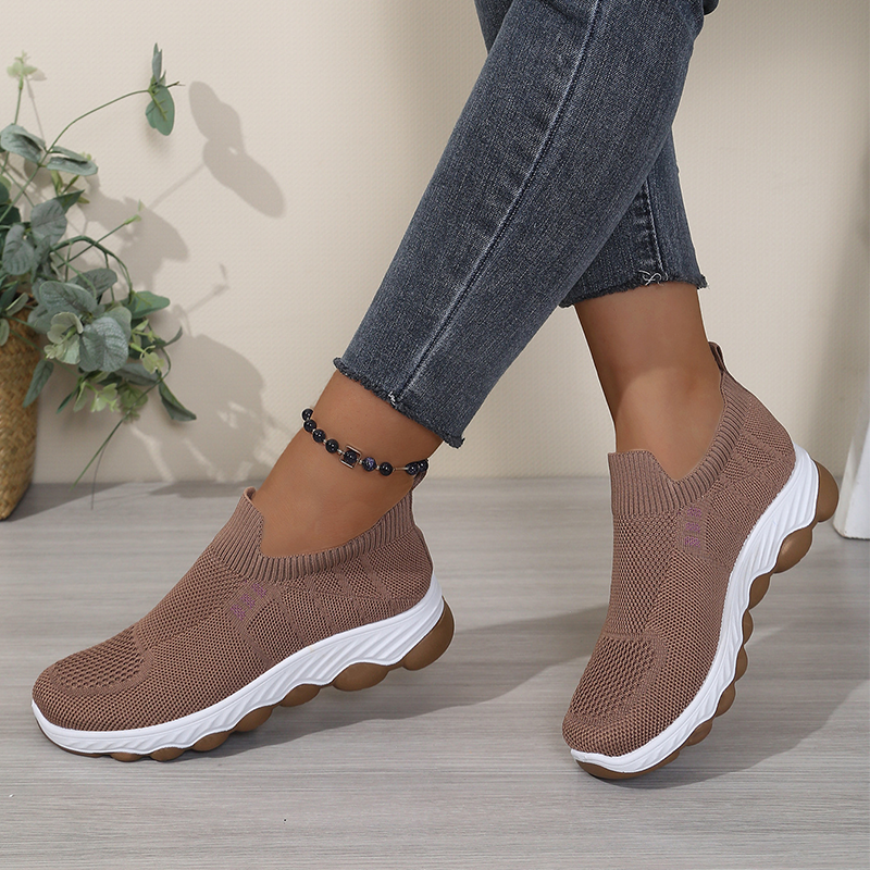 Chaussures de marche respirantes à enfiler pour femmes