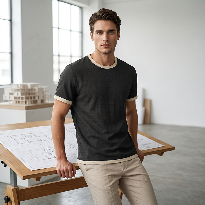 T-shirt à col rond pour homme avec bordures contrastées
