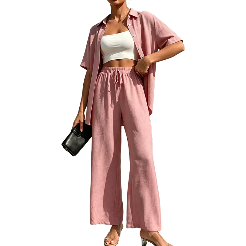 Ensemble composé d'un chemisier à manches courtes et d'un pantalon large pour femme