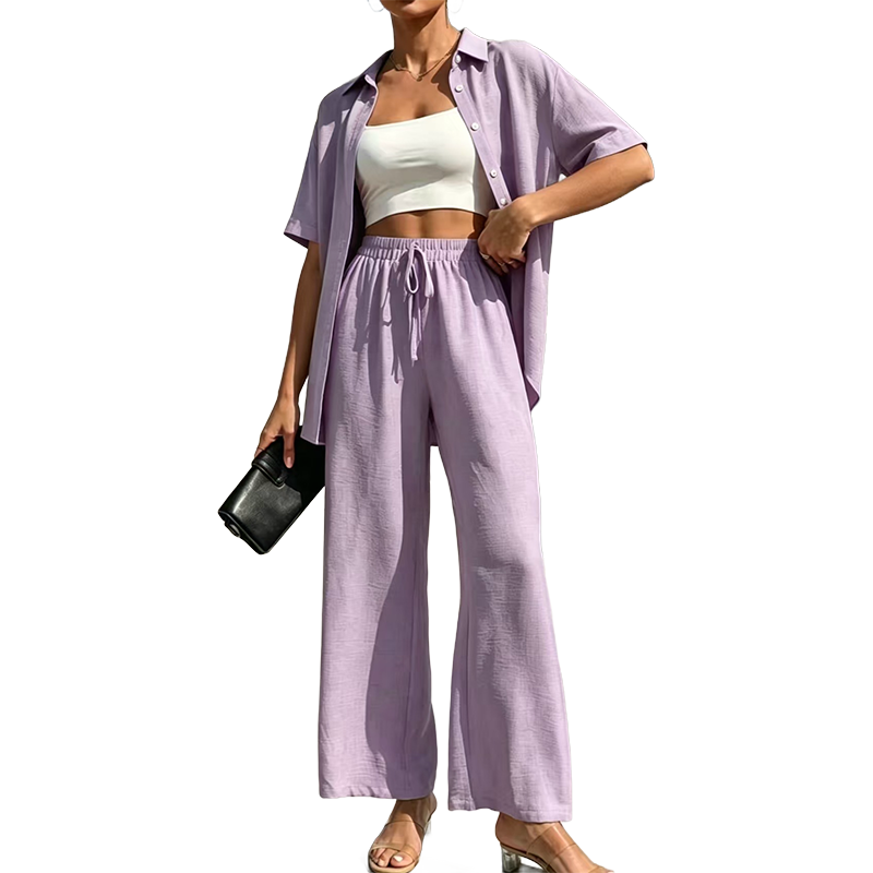 Ensemble composé d'un chemisier à manches courtes et d'un pantalon large pour femme