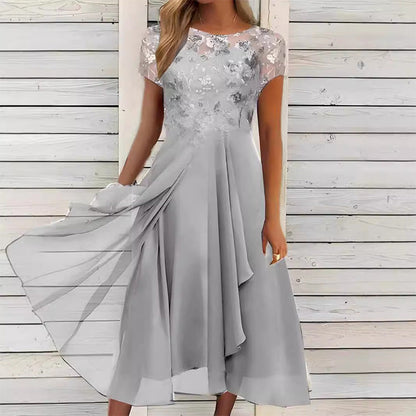 Robe élégante à col rond pour femme