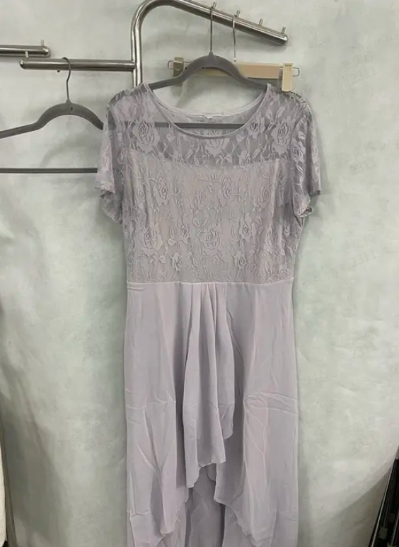 Robe élégante à col rond pour femme