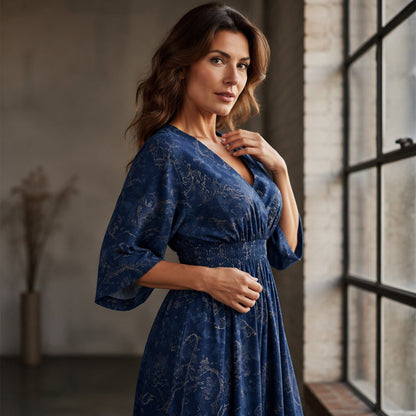 🌸 50% DE RÉDUCTION! 👗 Robe imprimée col V – Coupe fluide, motif élégant & silhouette flatteuse – Parfaite du quotidien aux occasions spéciales 💃
