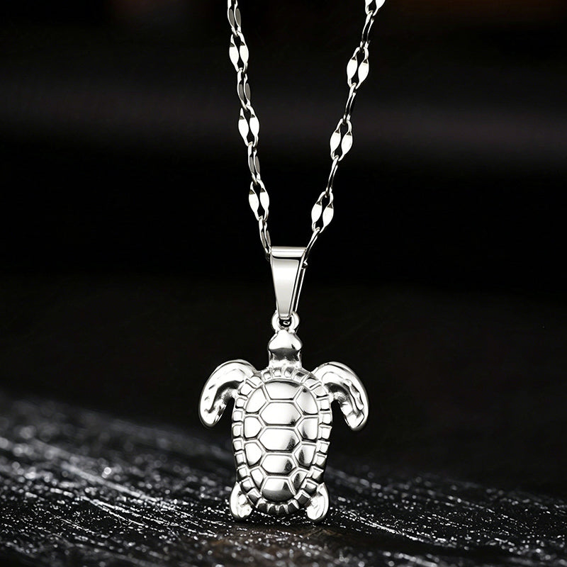Collier pendentif tortue de mer sur le thème de l'océan