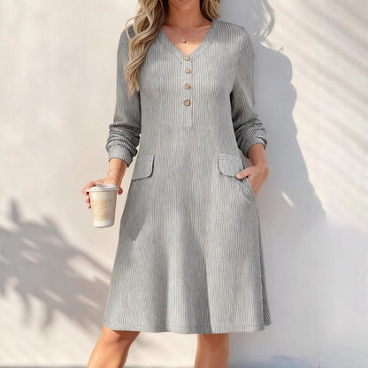 Robe en maille à rayures verticales et col en V pour femme