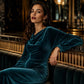 Robe élégante en velours à col bénitier pour femme