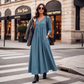Robe plissée à col V et boutons pour femme