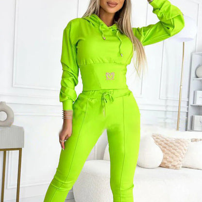 Ensemble sweat à capuche et pantalon à taille cintrée pour femme