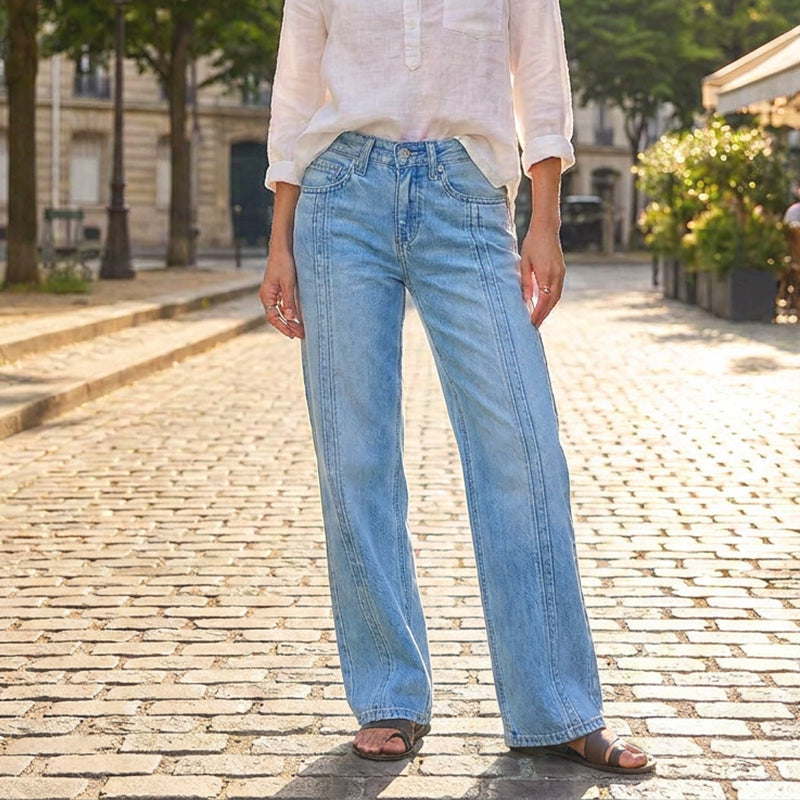Jean femme coupe large avec coutures sur le devant
