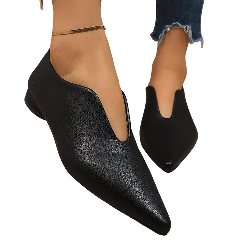 Chaussures plates élégantes pour femme, à bout pointu et découpe en V