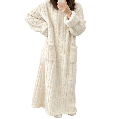Robe de nuit longue et chaude en peluche pour femme