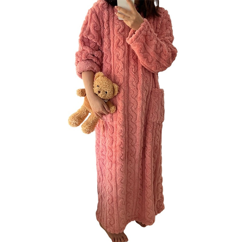 Robe de nuit longue et chaude en peluche pour femme