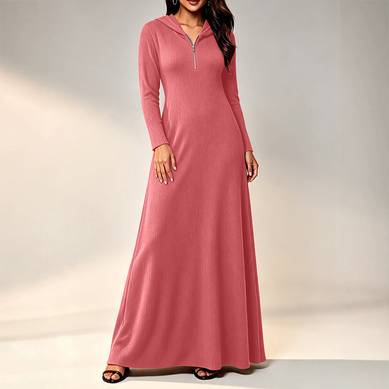 Robe longue en maille côtelée à capuche pour femme