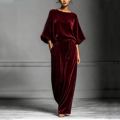 Ensemble haut à manches courtes en velours et pantalon large pour femme