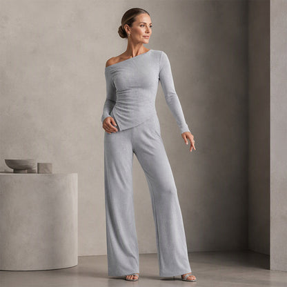 Ensemble femme à épaules dénudées : haut à manches longues et pantalon large