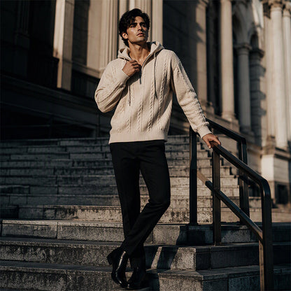 Pull à capuche en maille torsadée avec demi-zip pour homme