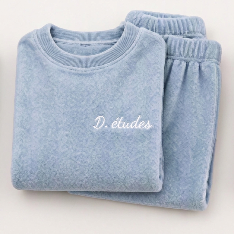 Pyjama doux et chaud en velours corail pour femme