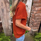 Top stylé à manches courtes et col en V pour femmes