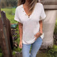 Top stylé à manches courtes et col en V pour femmes